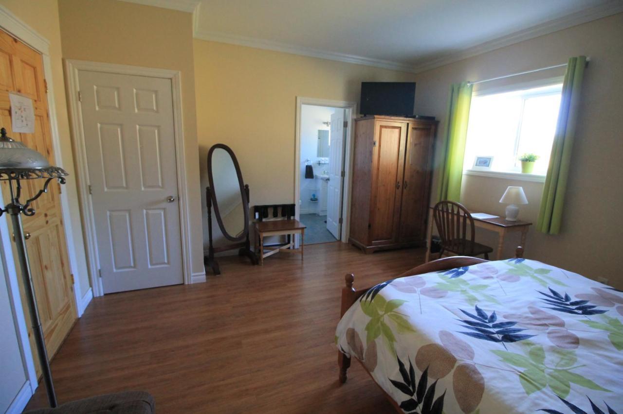 The Fiddle And The Sea Bed And Breakfast Port Hood Экстерьер фото